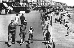 Grand-Parade-looking-East.-1954.